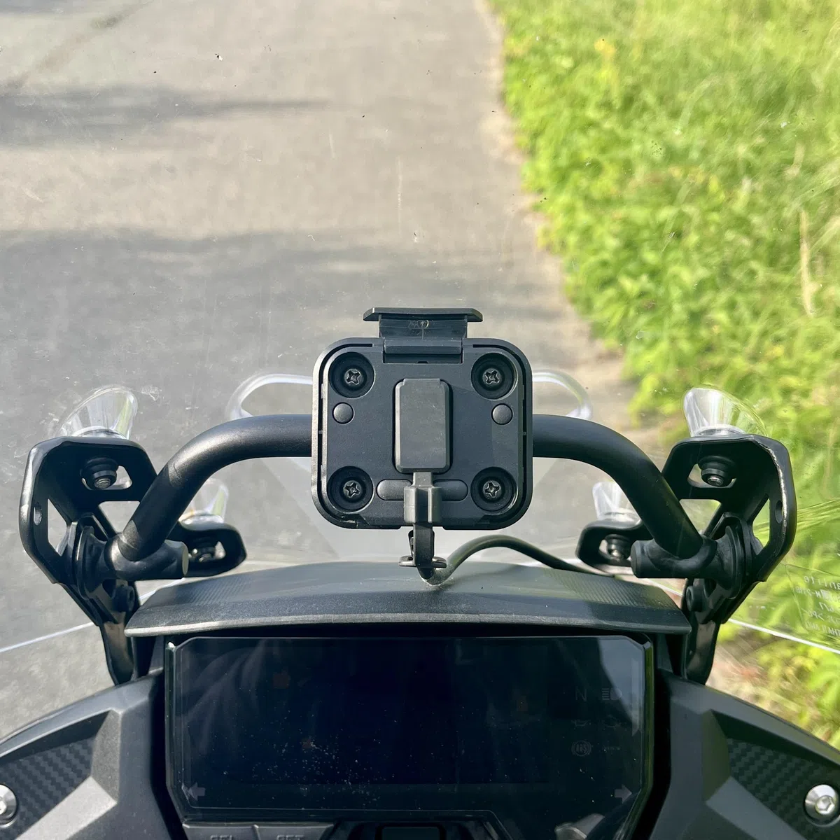 Supporto di navigazione per moto Garmin Zumo XT, XT2, AMPS Pattern (16 mm)