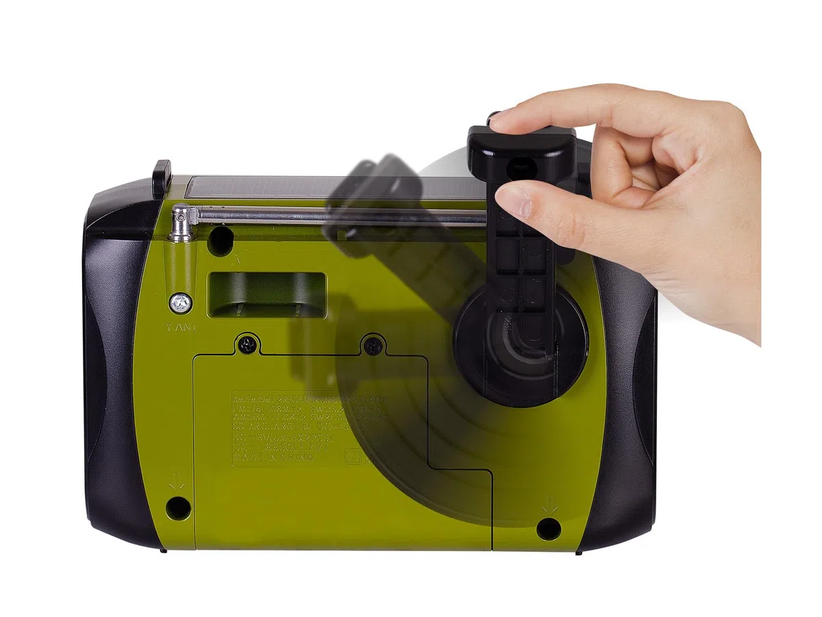 Trevi RA 7F30 BT Radio Portatile Multibanda FM/AM/SW con Lettore MP3 Wireless, Funzione Power Bank e Torcia LED, Ricarica Solare, a Dinamo o USB-C, Ideale per Emergenze, Campeggio, Viaggi, Verde