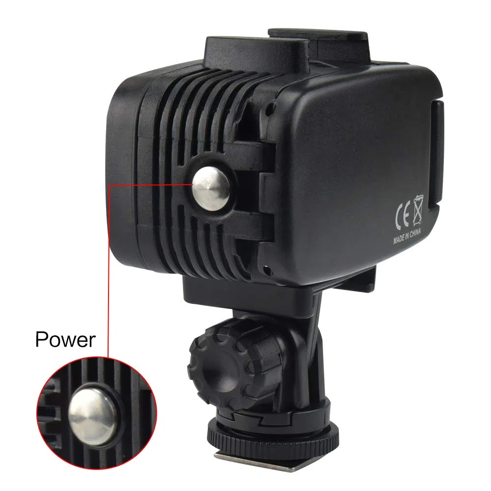 Sea frogs sl-100 700LM Diving video fill-In luce lampada a LED impermeabile 40 m 1900 mAh batteria ricaricabile integrata con diffusore per GoPro SJCAM Xiaomi Yi sport Action Camera