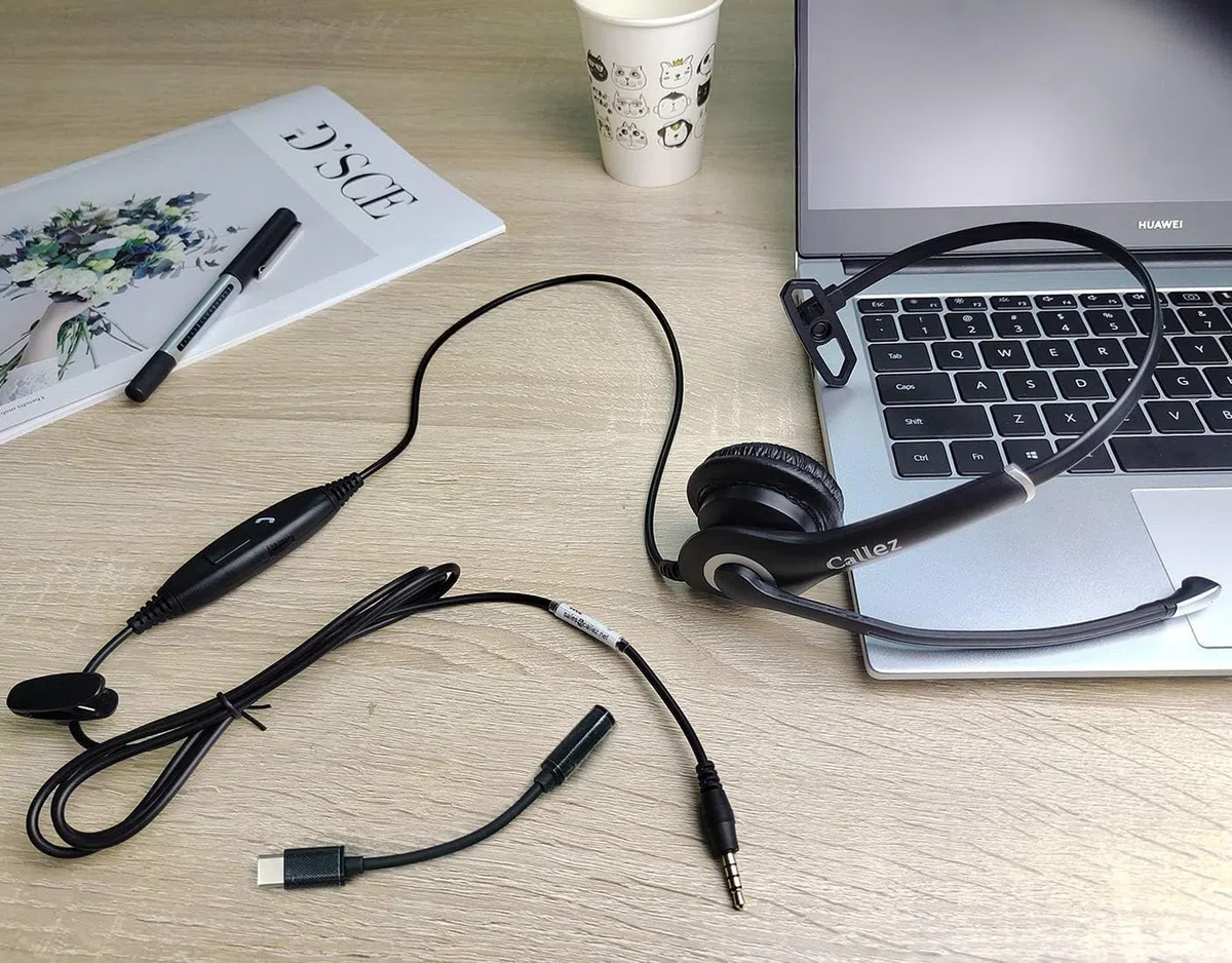 Cuffie PC Telefono Cellulare con Microfono Cancellazione del Rumore, Auricolare PC 3,5mm USB C per Computer Smartphone Laptop, Business Ufficio, Skype Zoom Seminario Web, Chat Chiare, Ultra Comfort