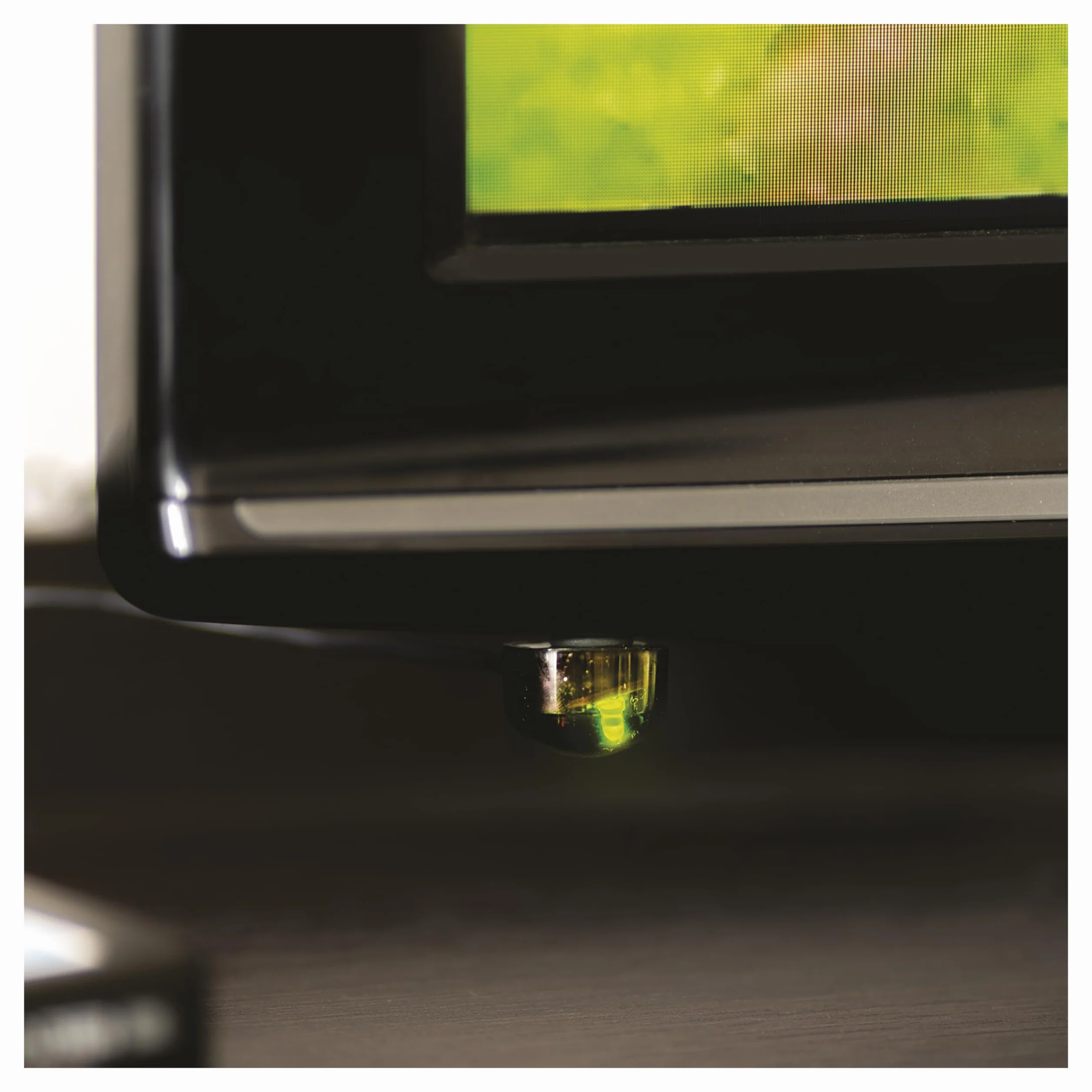 EMOS Decoder DVB-T2, recivitore digitale terrestre H.265 HEVC HD con connessione USB, HDMI, SCART e coassiale, telecomando e infrarossi, PVR, lettore multimediale e funzione EPG, Nero