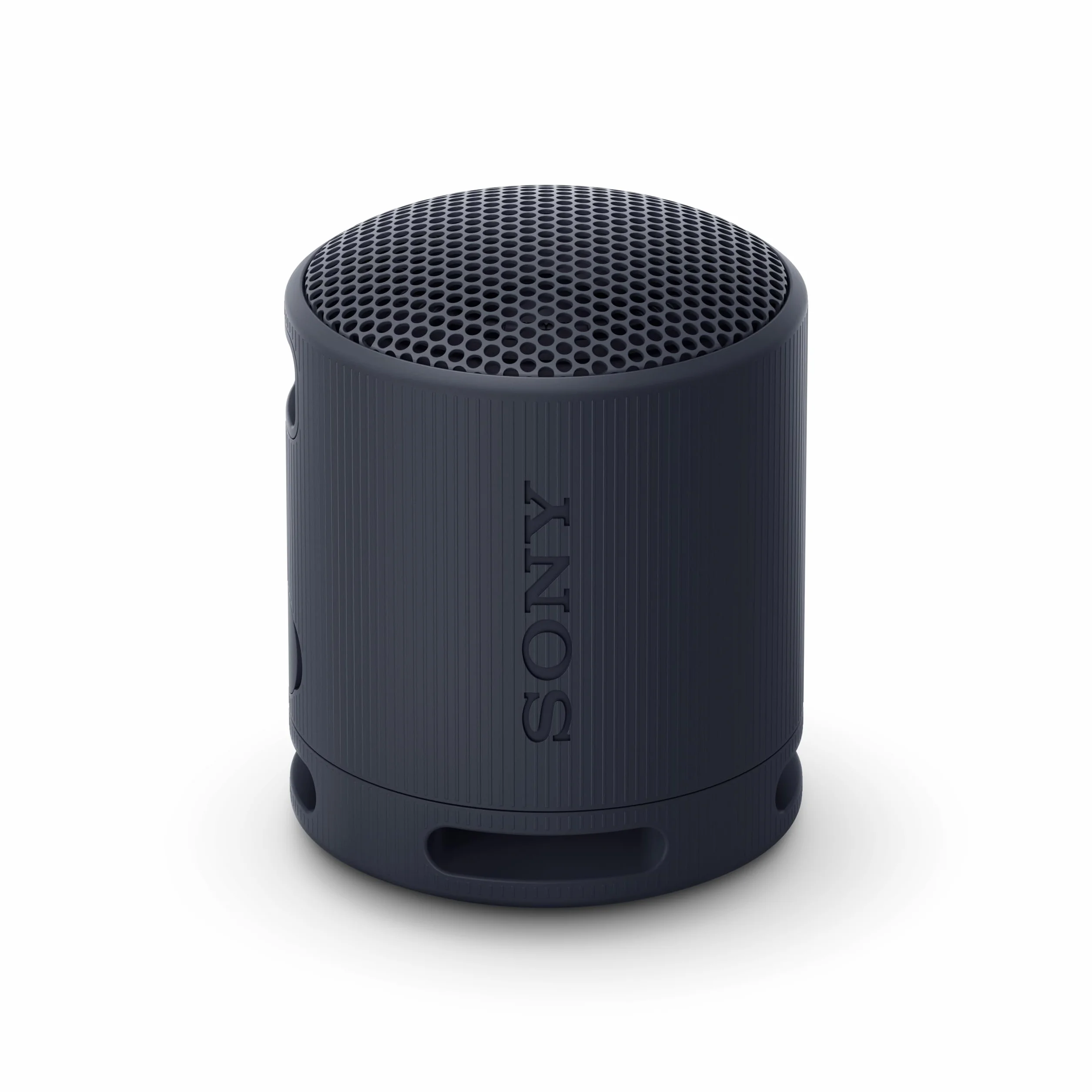 Sony SRS-XB100 - Speaker Wireless Bluetooth, Portatile, Leggero, Compatto, da Esterno, da Viaggio, IP67 Resistente Acqua e Polvere, Cinturino Versatile, Chiamate in Vivavoce - Nero