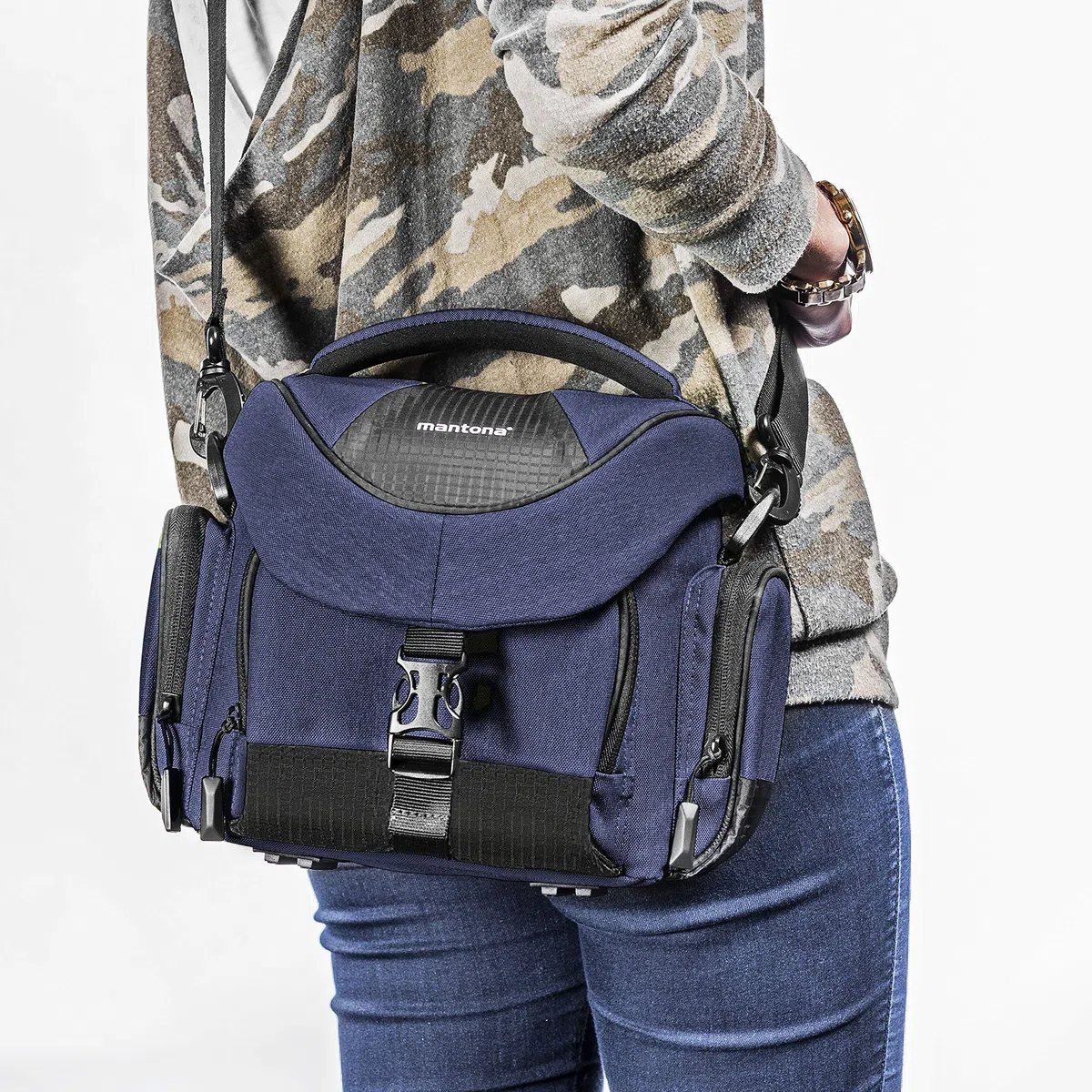 Mantona Premium Borsa per Fotocamera, Imbottito, per Fotocamera DSLR e Accessori, Fotocamera Sistema, Fotocamera DSLM, Obiettivo Aggiuntivo, con Tasche Aggiuntive, Impermeabile, Antracite