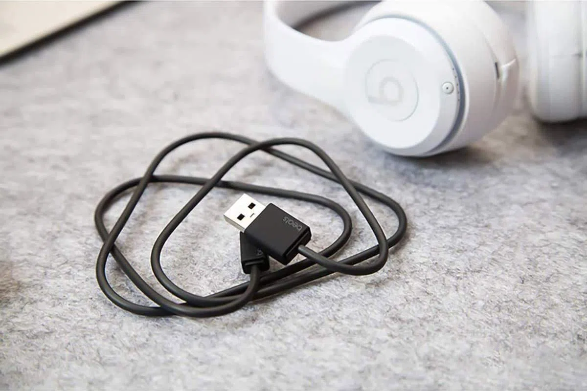 Cavo di ricarica Micro USB di ricambio compatibile con Beats by Dr Dre Studio Solo Powerbeats 3 2.0 cuffie e altoparlanti per pillole (Nero)