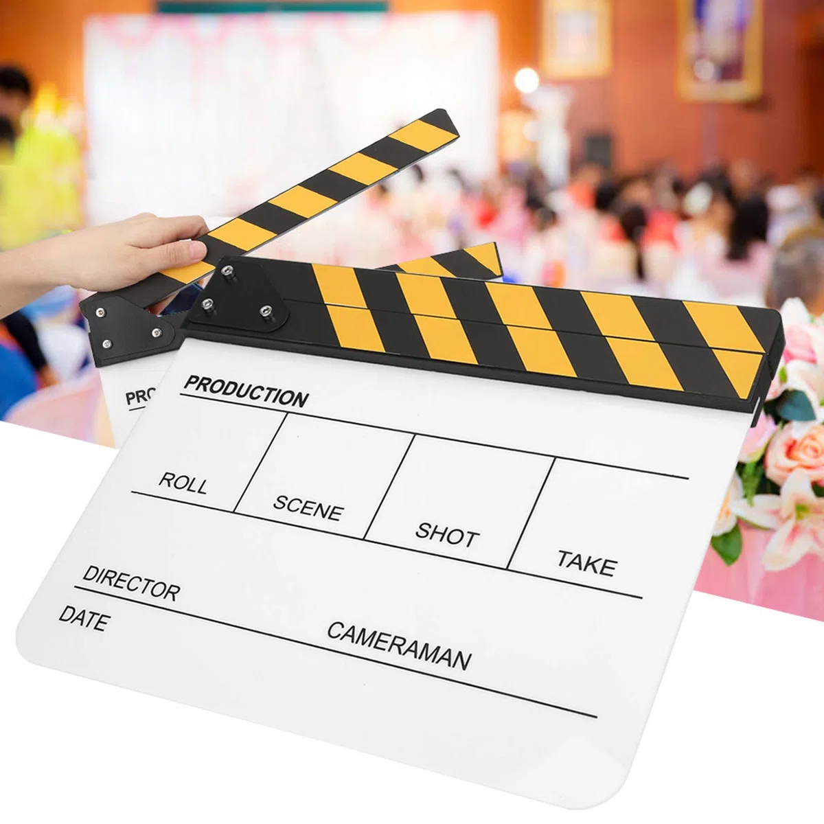 Ciak cinematografico, ciak in acrilico, suono nitido per la produzione di video(Lavagna a strisce gialle (PAV1YWE3))