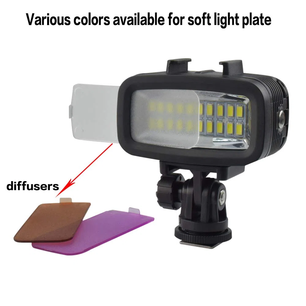 Sea frogs sl-100 700LM Diving video fill-In luce lampada a LED impermeabile 40 m 1900 mAh batteria ricaricabile integrata con diffusore per GoPro SJCAM Xiaomi Yi sport Action Camera