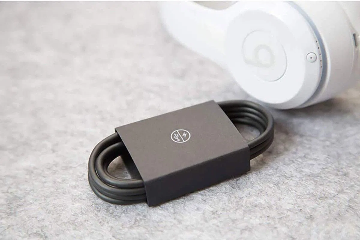 Cavo di ricarica Micro USB di ricambio compatibile con Beats by Dr Dre Studio Solo Powerbeats 3 2.0 cuffie e altoparlanti per pillole (Nero)