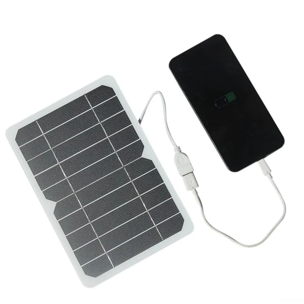 Il pannello solare da 5 V 10 W fornisce un'efficace potenza di uscita per la ricarica di vari dispositivi Caricabatterie solare portatile per esterni con uscita USB fornisce
