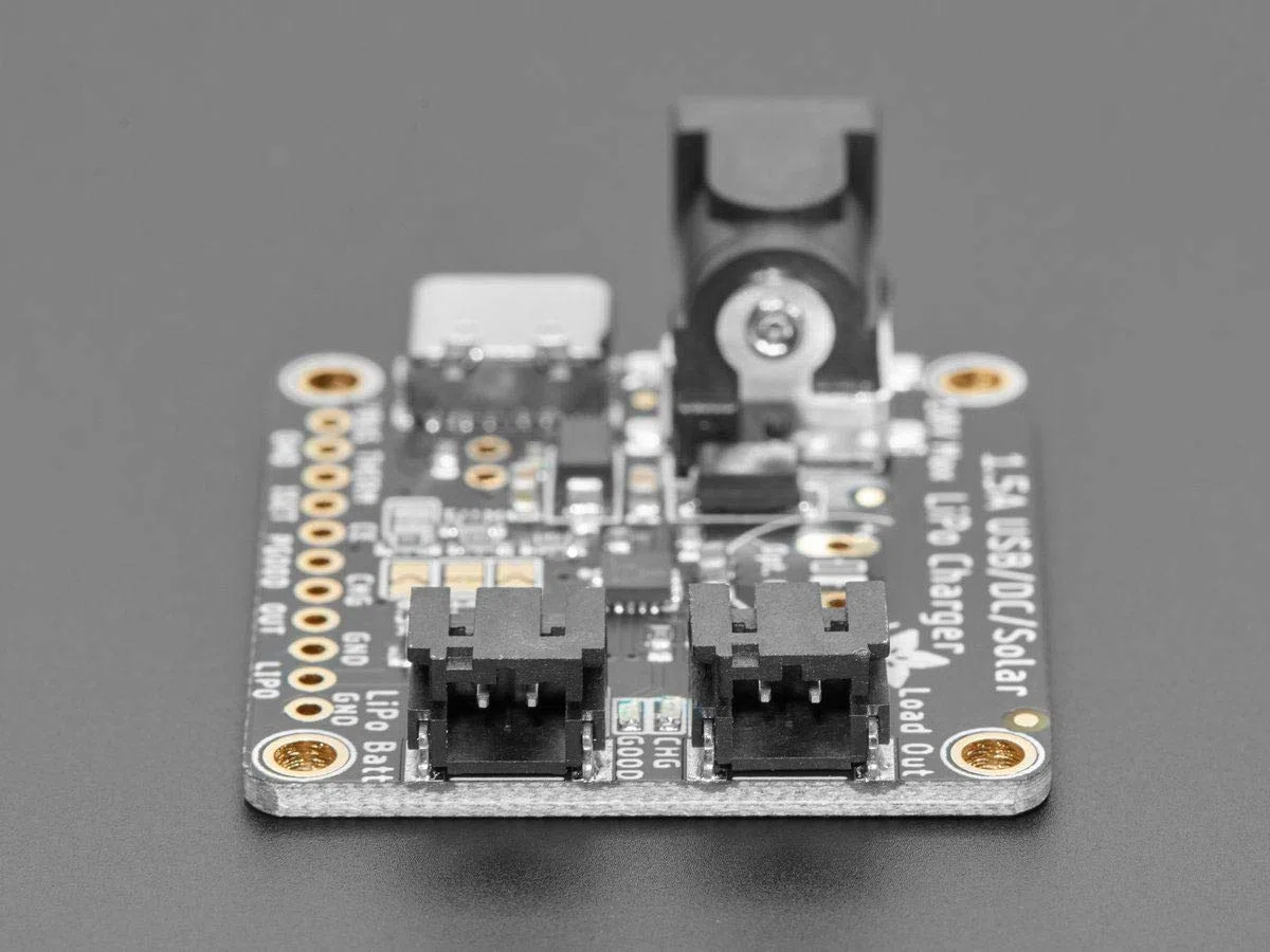 Adafruit Caricabatterie Universale USB/DC/Solare per Litio Ion/Polimero, 1000mA, 5V, per Batterie